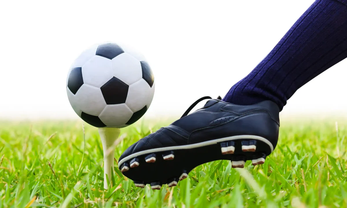 differences between recruitment games and assessment games